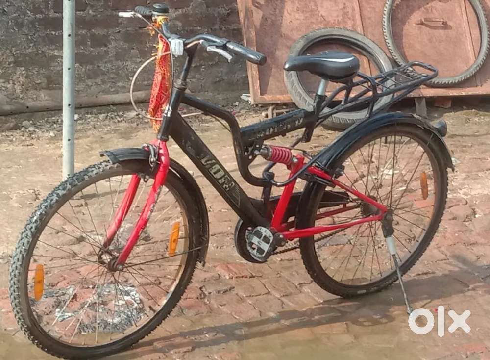 Avon socker cycle in good condition.