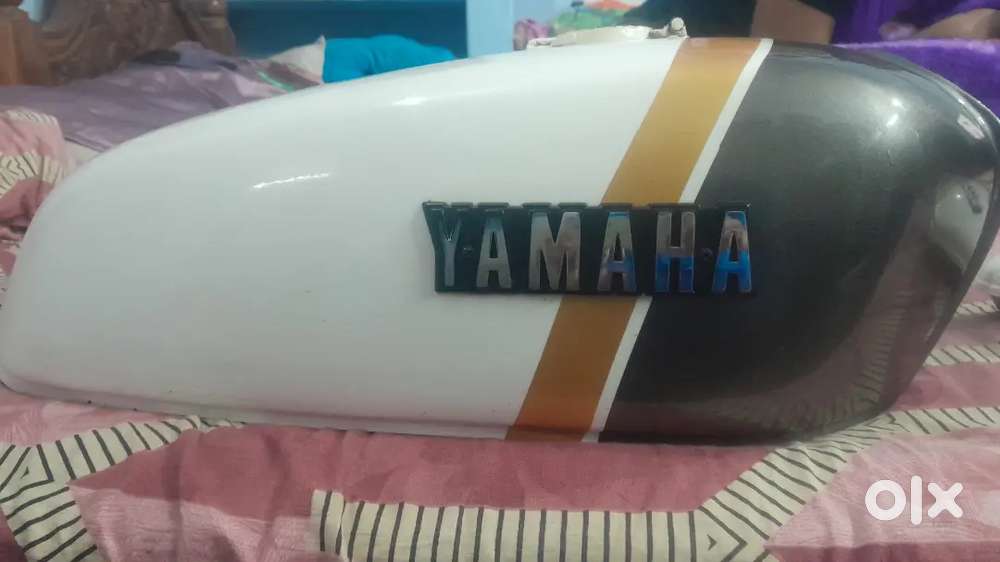 1988 model japan make tank and side panels