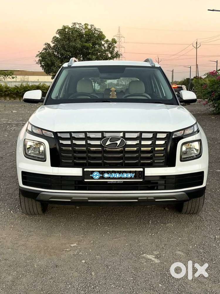 Hyundai Venue S MT 1.2 KAPPA, 2023, CNG & Hybrids
