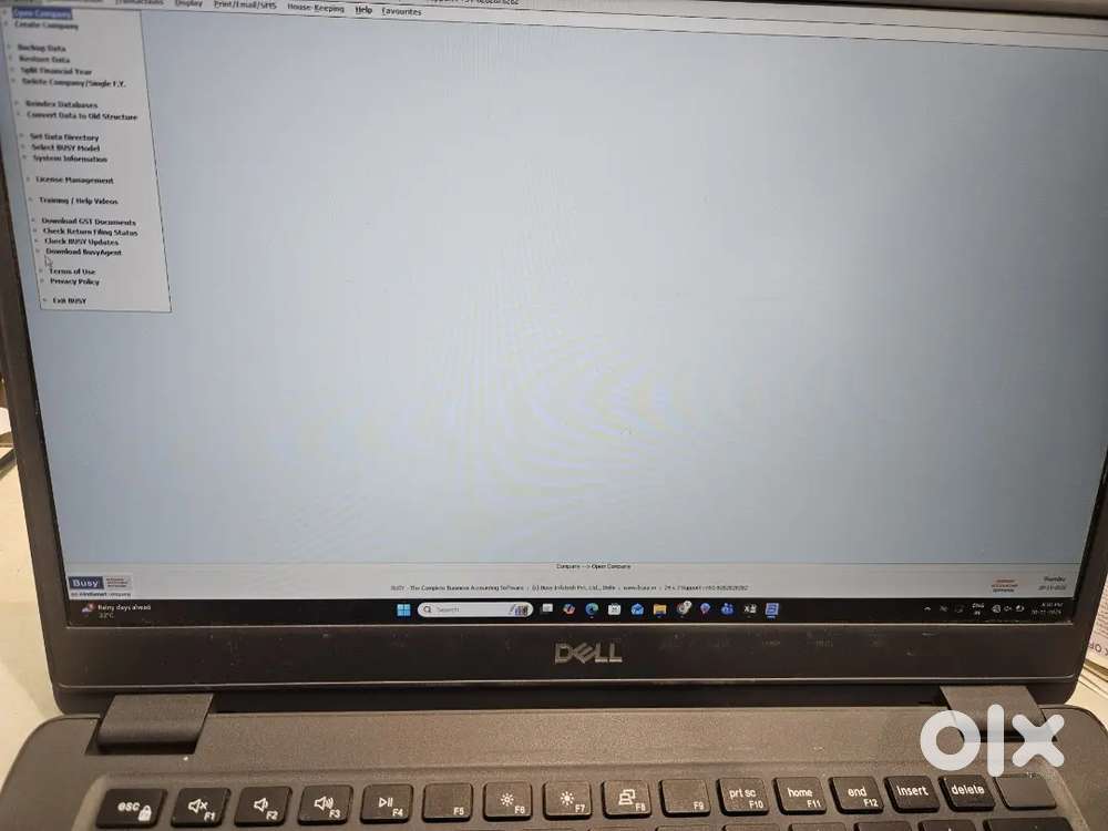 Kapde ki dukan pe Accountant chaiye