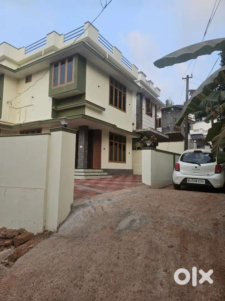 Dream House Near Valiyannur