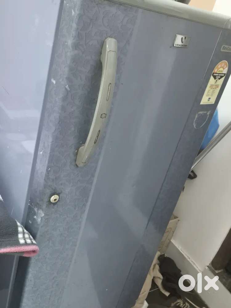 VIDEOCON  FRIDGE  4 STAR