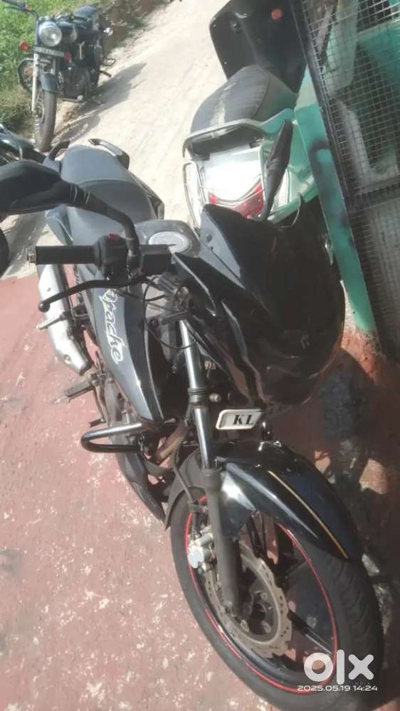 Good condition and neet bike, Self starting