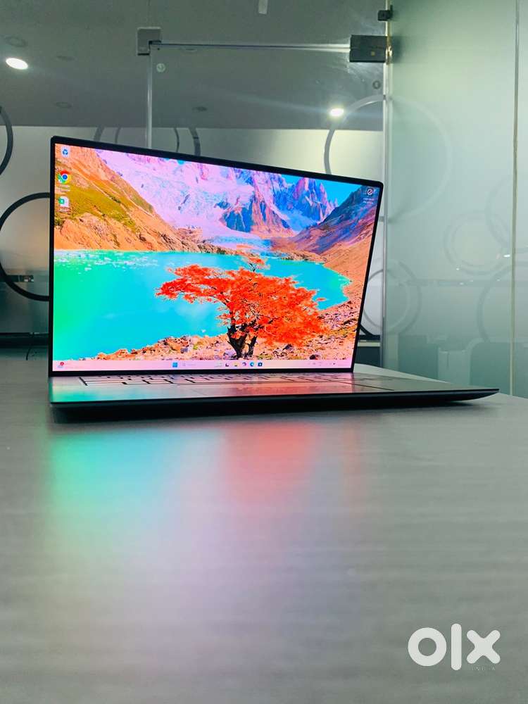 Dell Precision (5560) 16inch intel i9 (11th Gen) 32GB RAM 1TB SSD