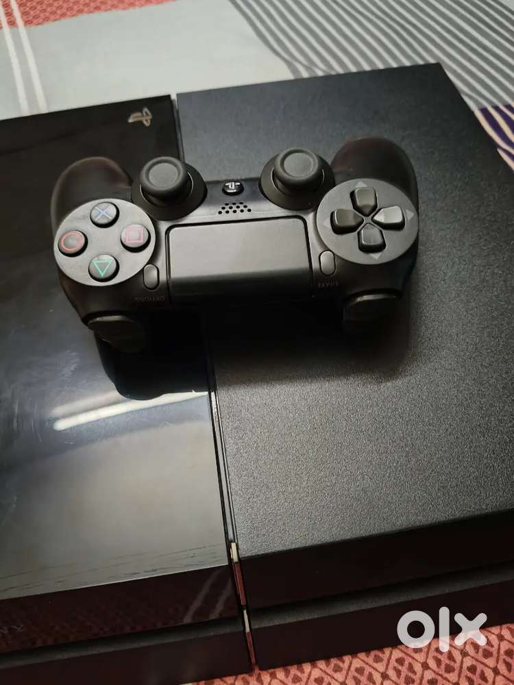 Sony PlayStation PS4 fat 500GB