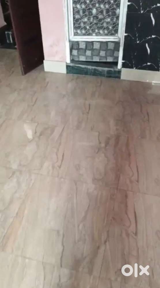 2bhk flate me 1 room khali hai 3500 rent