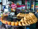 Samosa ki dukan ke liye helper chaiye