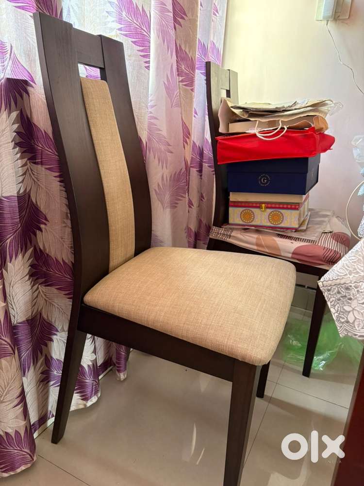 New 4 seater sofa set bought in JAN 2025  Clearance sale