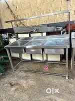Three sink with 1 O/S
