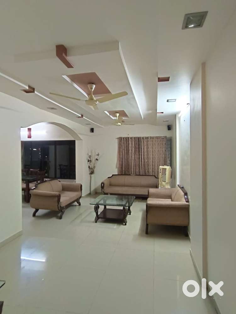 3bhk Full Furnished Spacious flat for sale at mansi circle Satellite