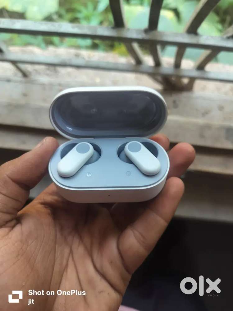 OnePlus

Nord Buds 2r