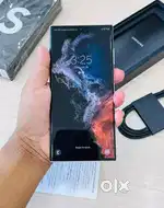 Samsung galaxy (S22 ULTRA 12GB 256GB)5G with AI box data cable availab