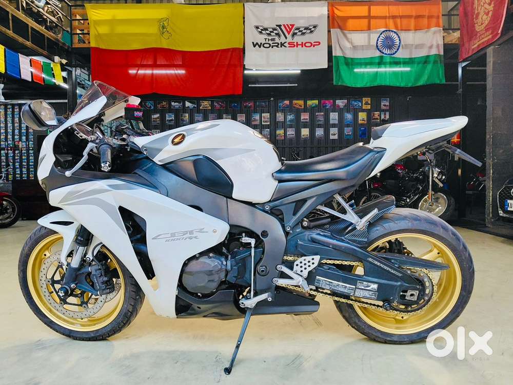 HONDA CBR 1000RR 2010