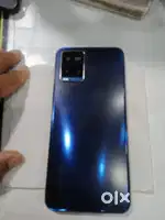 Y21 atractive phone single handed used ,nice condition