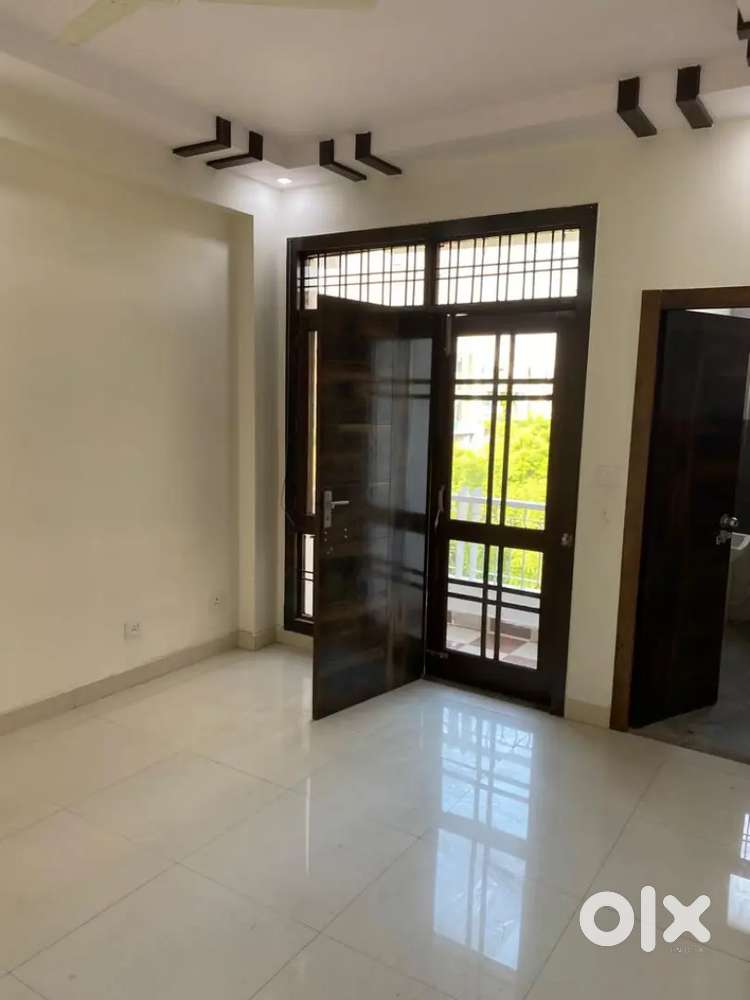 Flatmate Need for 1 Room empty in 4 BHK flat.