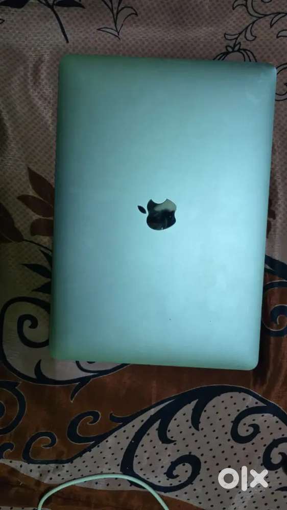 Macbook Pro M1 Chip (2021).