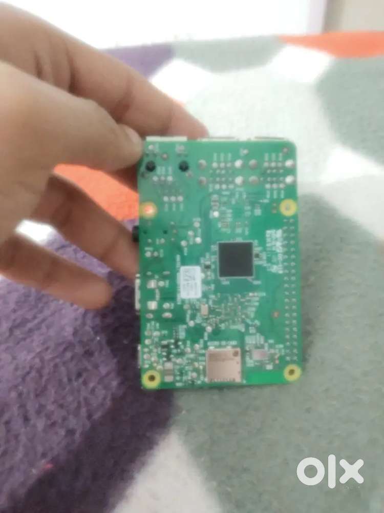 RASBERRY PI 3 MODEL B