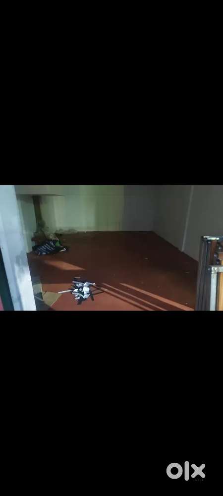 300 SQFT COMMERCIAL SHOP SPACE GROUND FLOOR RENT AT EDAPPALLY THOPPIL