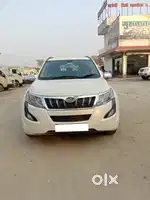 MAHINDRA XUV 500 W6