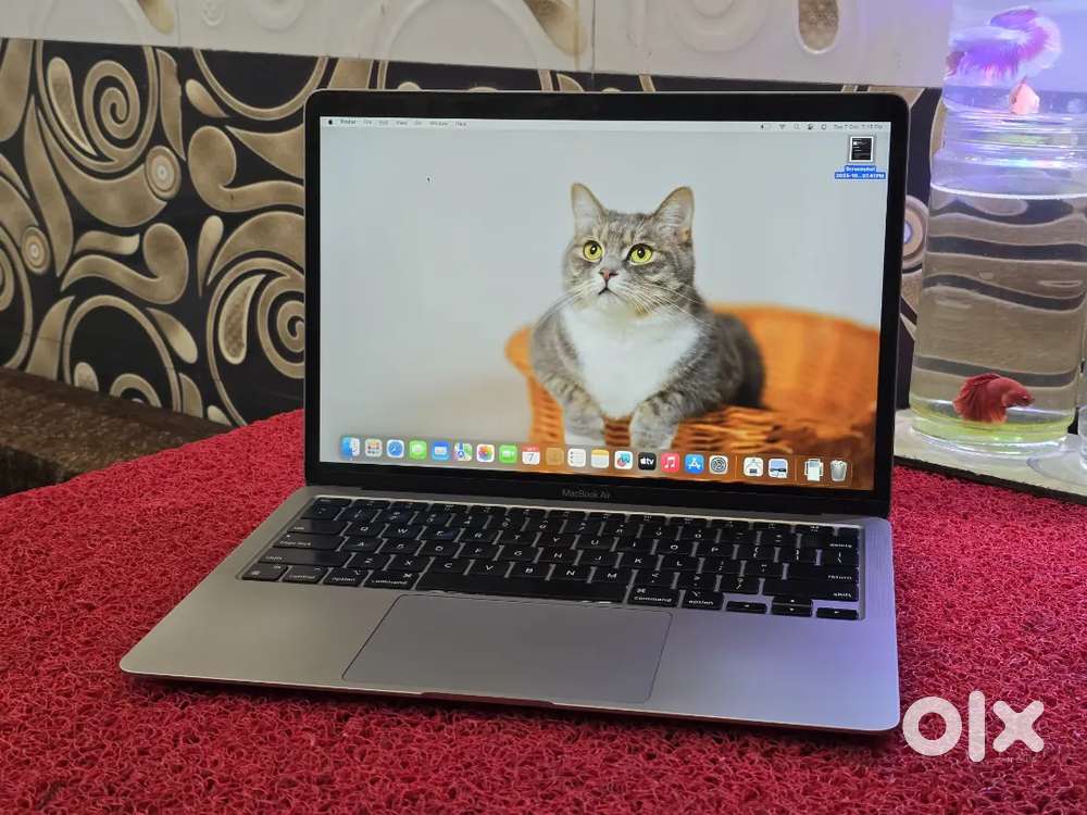 M1 Air 2021  Apple Macbook 8gb 256gb SSD 13inch Retina Touch iD