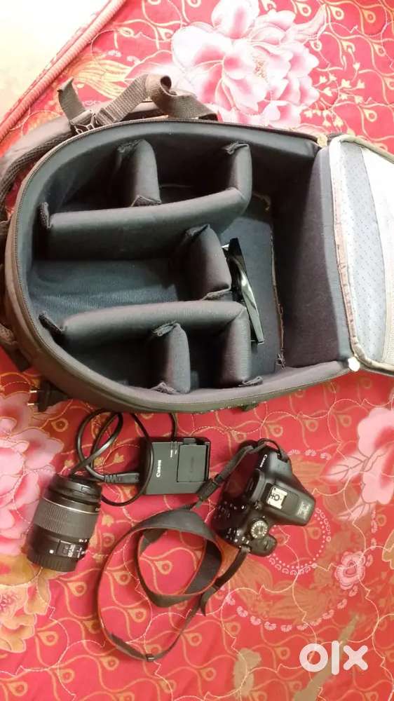 Camera along with bag no straches any details dm me