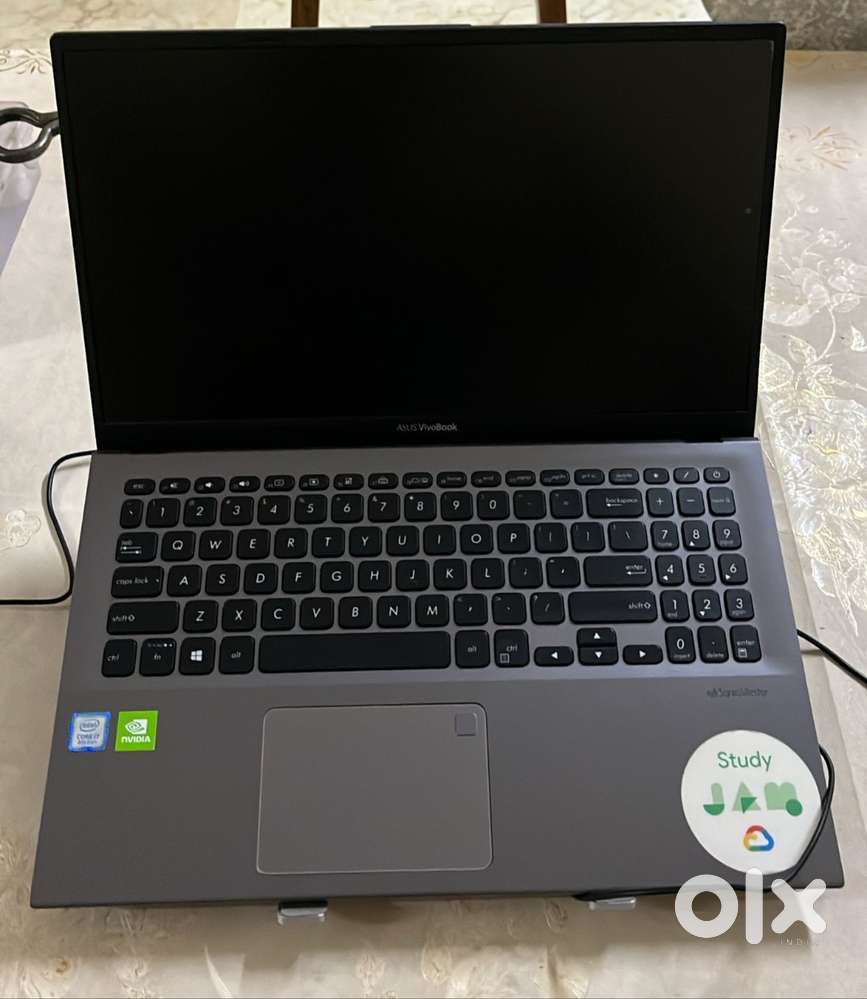 Excellent Condition Asus vivobook 15.6