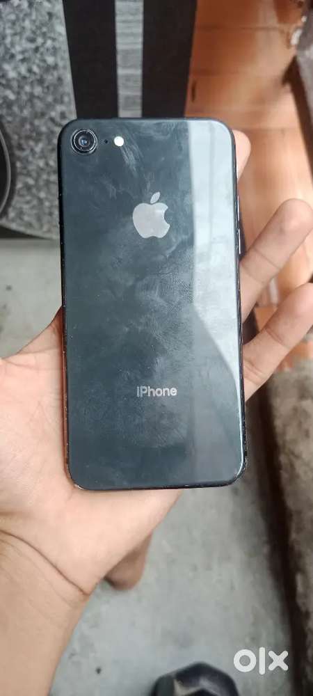 phone iPhone 8  64 gb