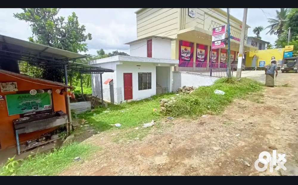 2 cent land with building good for office room