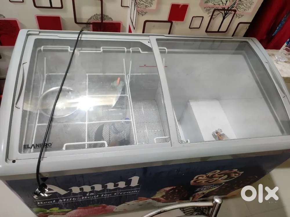 Ice cream deep Fridge