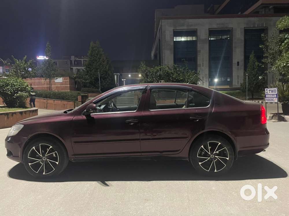 Skoda Laura 2013 Diesel Well Maintained