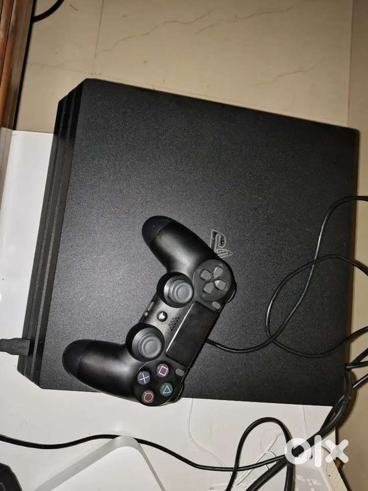 Ps4 pro mint condition