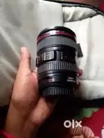 Canon 24-105mm f4 lens