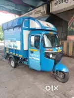 BAJAJ MAXIMA 3 WHEELER