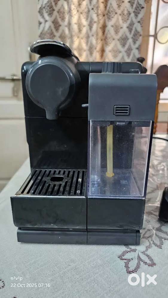 Nespresso Lattisma Touch Coffee Machine