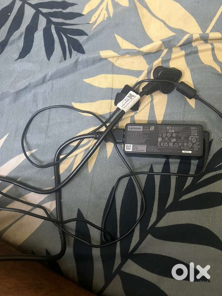 Lenovo Original 65W Laptop Charger