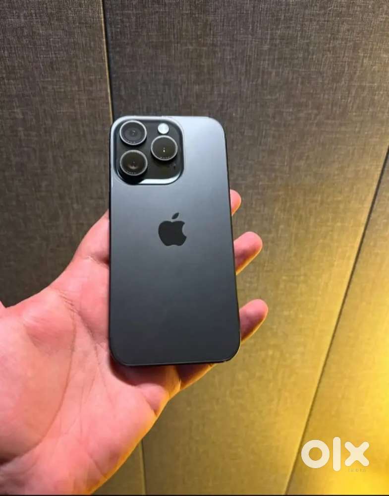 Get iPhone 15 pro second hand modal at genuine price in your budget.