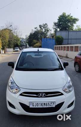 Hyundai i10 ERA 1.1 IRDE, 2011, CNG & Hybrids