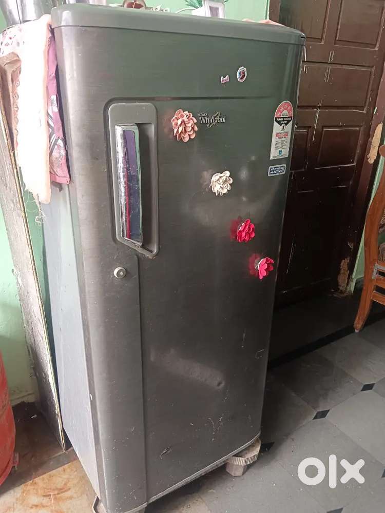 Whirpool fridge sell good and need condition