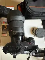 Sony ZV E1 camera and the other accessories