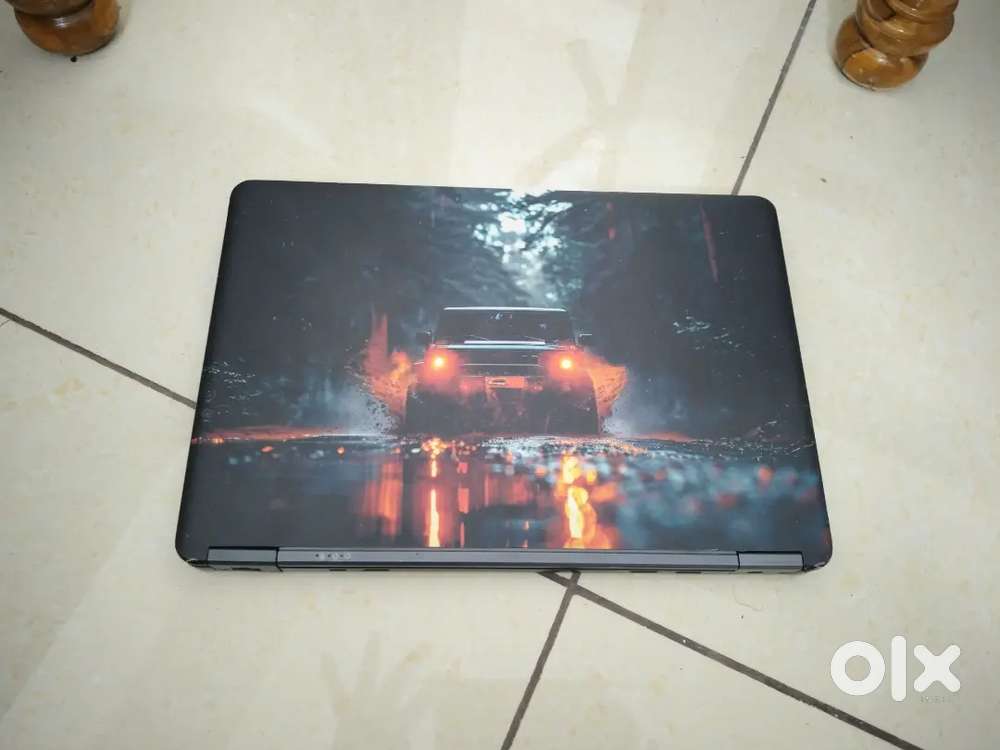 Dell latitude E7450
i7, 5thgen
