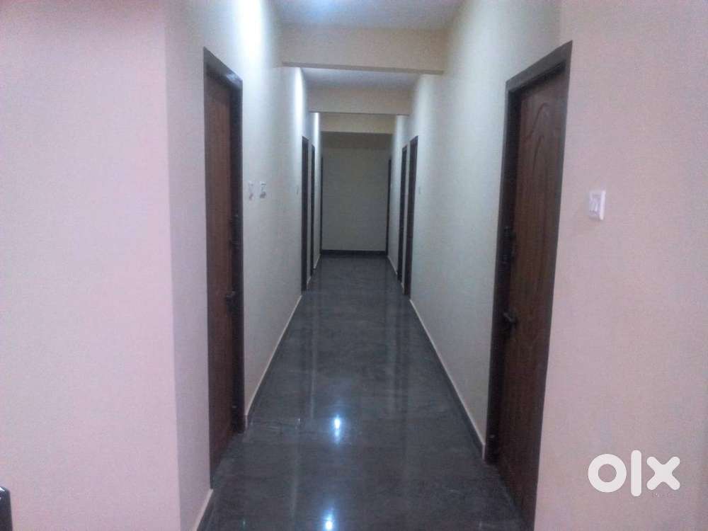 MENS RENTAL ROOM NEAR KMCH SITRA COIMBATORE AIRPORT IN GOLDWINS