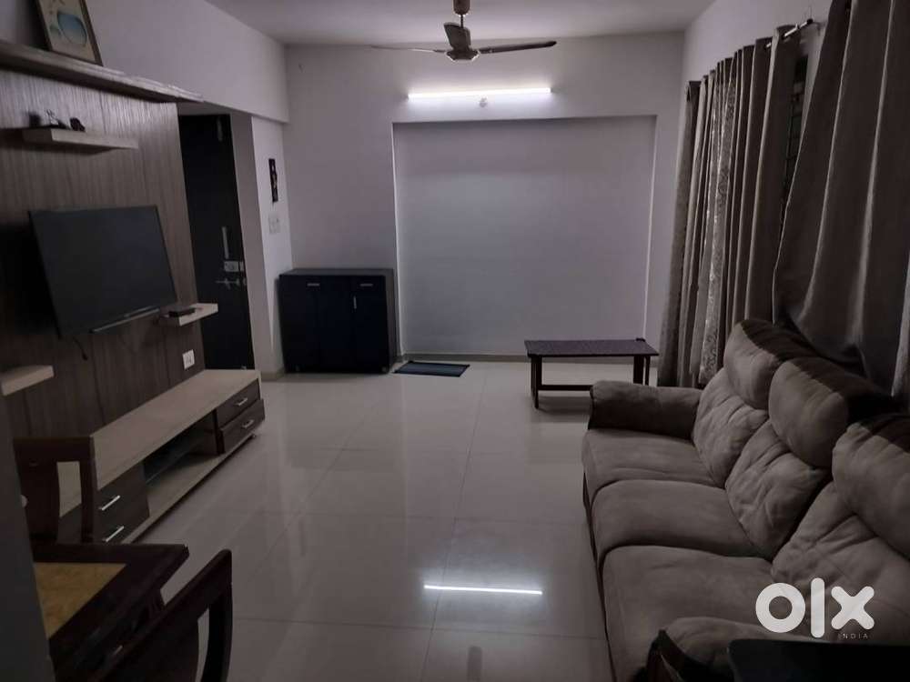 Fully furnished flat on sale Garden Facing , 3 balconies