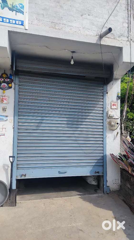 Tinmohani chowk surajgarha urgent rent