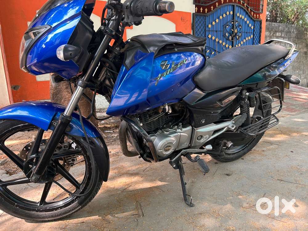 Pulsar 150 Blue & Black