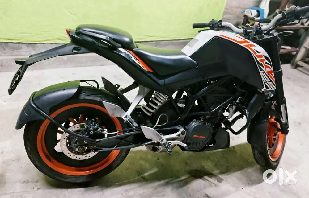 ,Bs4,end of 2019,mint condition, new tyres