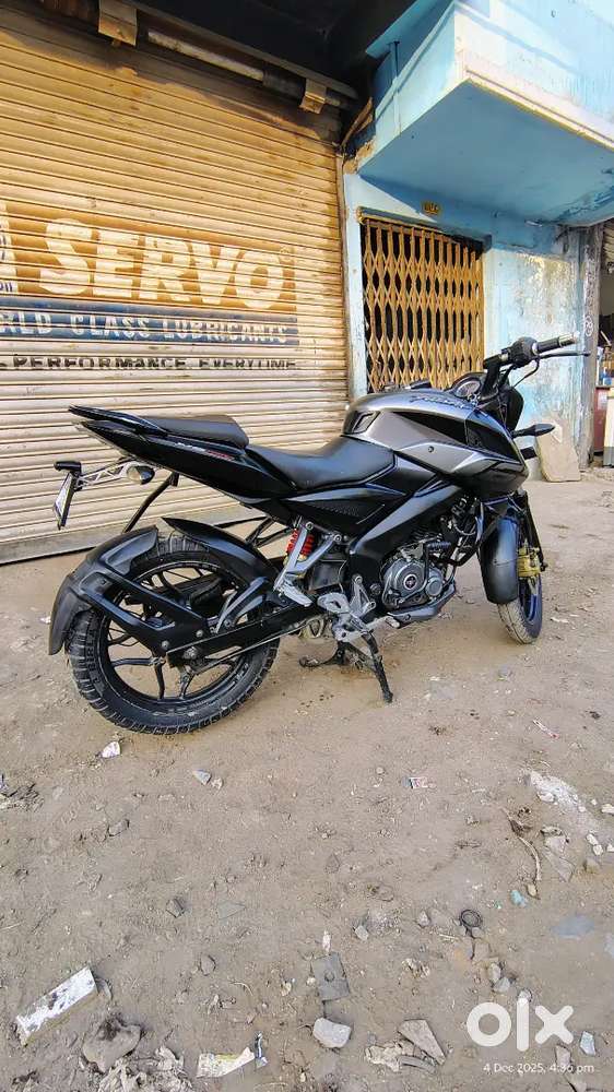 Bajaj pulser NS160