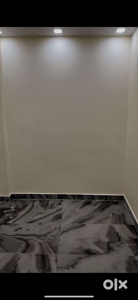 1 bhk floor newly build construction is available for rent 1st floor