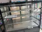Cooling Cake counter