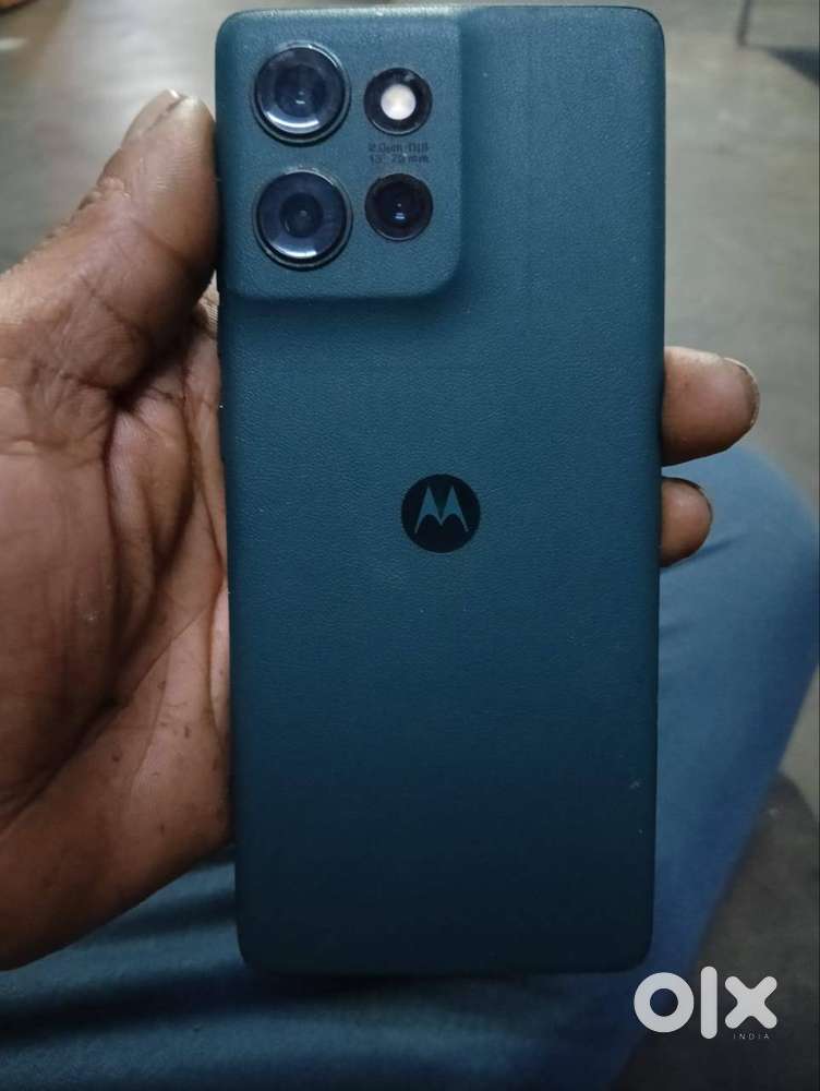 1 saal purana he best mobail he