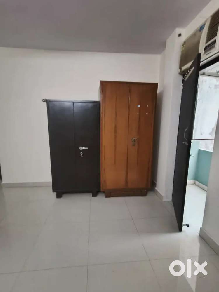 1BHK Furnished and Independent Flat  for Rent Near Dwarka Mor Metro